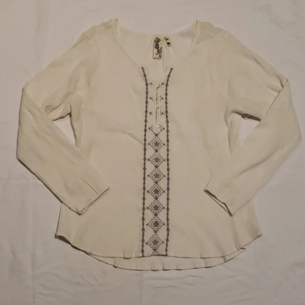 ❤️ Adventura embroidered, long sleeve Blouse ❤️
